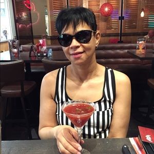 Meet your Posher, Ivone